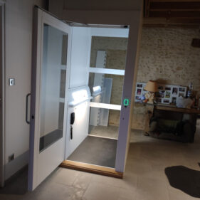 installation ascenseur privatif plateforme elevateur sarthe