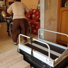 mini plateforme elevatrice pmr montage installation