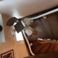 montage installation monte escalier tournant le mans